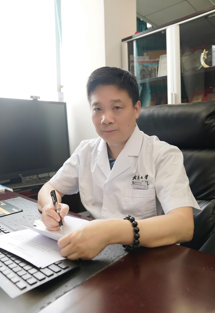 武田肺癌治疗领域创新药物安伯瑞®开出武汉首张处方